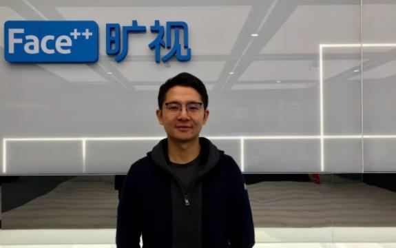 人工智能技术驱动的行业物联构建者--印奇